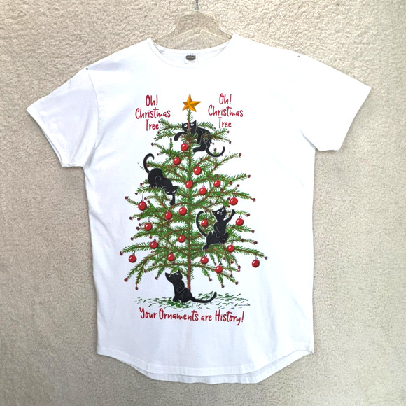 Relevant Tops - Relevant T-Shirt Women One Size White Short Sleeve Oh Christmas Tree Cats Cotton